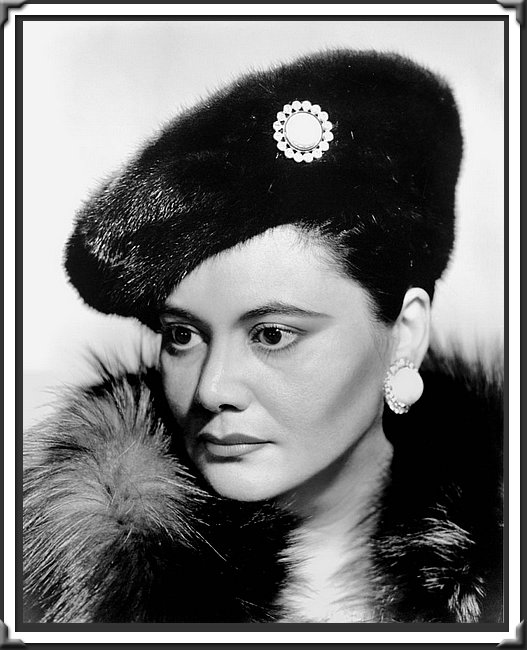 Roger James portrait of Phyllis Blans